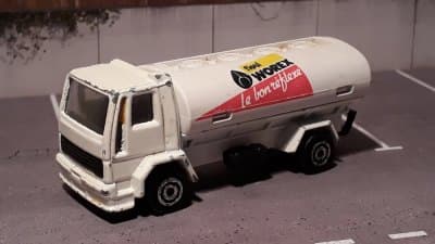 Ford Cargo Tanker