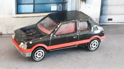 Peugeot 205 GTI
