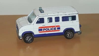 Fourgon Police