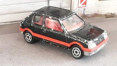 Peugeot 205 GTI