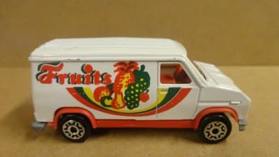 Ford E-350 (Fourgon)
