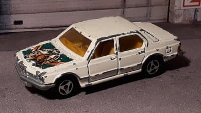 BMW 733