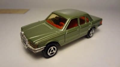 Mercedes-Benz 450 SE