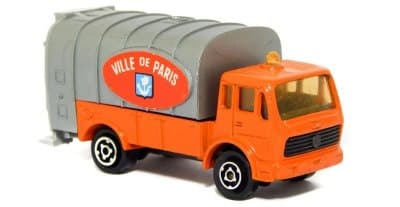 Mercedes-Benz NG Garbage Truck