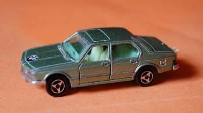 BMW 733