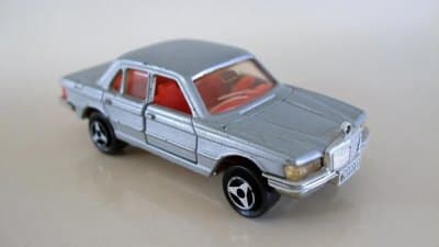 Mercedes-Benz 450 SE