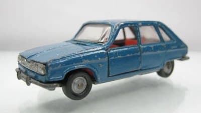 Renault 16