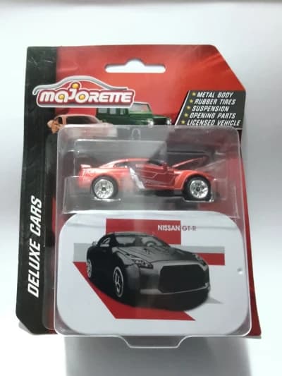Nissan GT-R