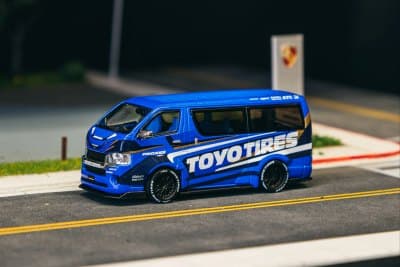 Toyota Hiace Widebody Toyo Tires