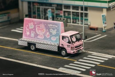 Mitsubishi Fuso Canter Hello Kitty