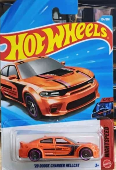 20 Dodge Charger Hellcat