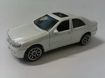 Mercedes-Benz S500