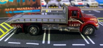 International DuraStar Flatbed 4400