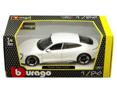 Porsche Taycan Turbo S – Plus