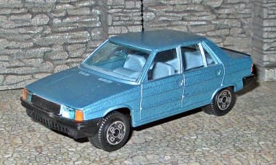 Renault 9