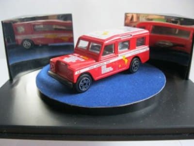 Land Rover Defender 110