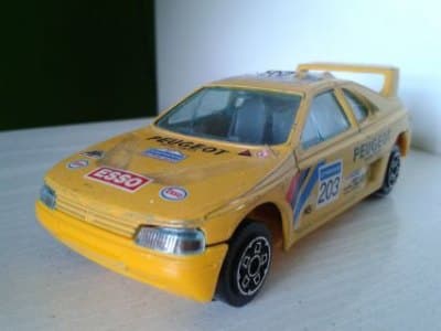 Peugeot 405