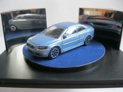 Volvo C70 2005