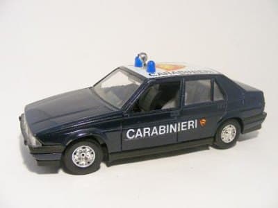 Alfa Romeo 75 Carabinieri