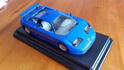 Bugatti EB 110 1991
