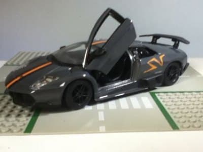 Lamborghini Murcielago LP670-4 SV