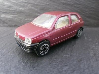 Renault Clio RT mk I
