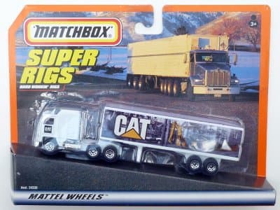 Kenworth Box Truck with Articulated Trailer Box