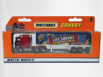 Kenworth Box Truck with Articulated Trailer Box