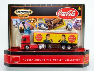 Mercedes-Benz Actros Box Trailer Coca Cola China