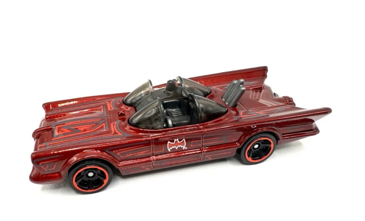 TV Series Batmobile No Package: Image 5