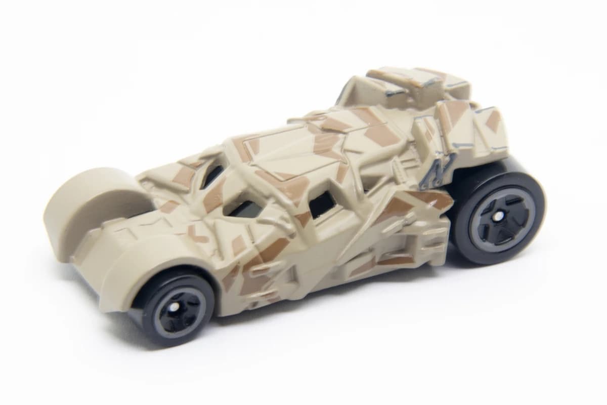 The Dark Knight Batmobile No Package: Image 3