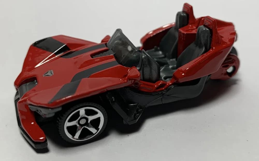 Polaris Slingshot null: Image 2