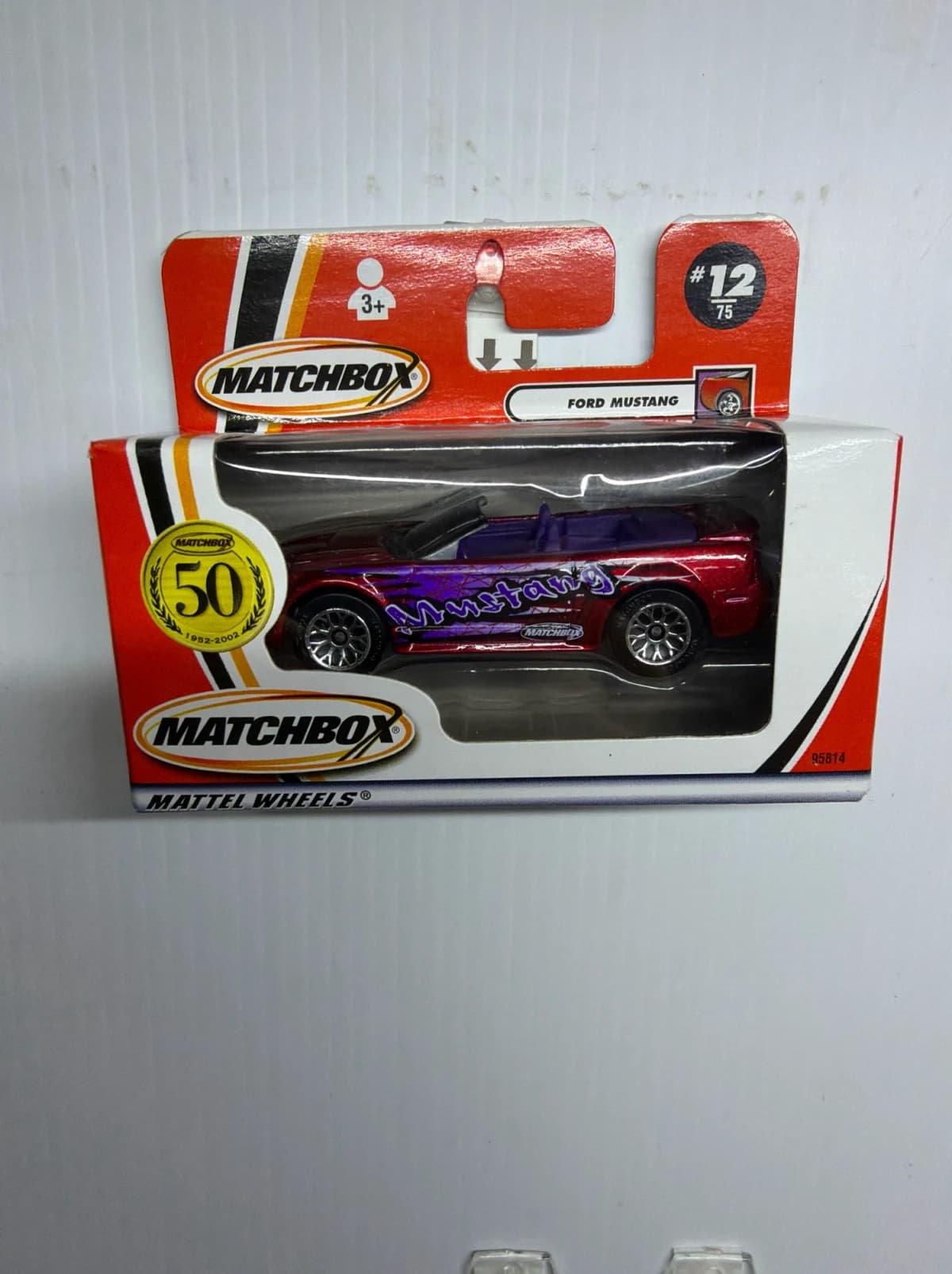 Ford Mustang Convertible Box: Image 2