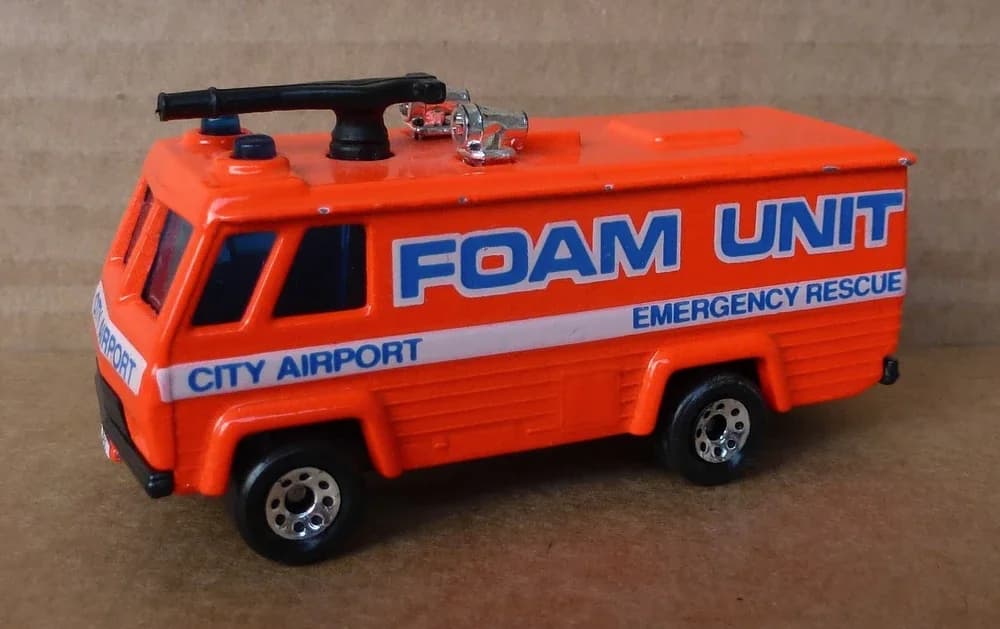 Command Vehicle null: Image 2