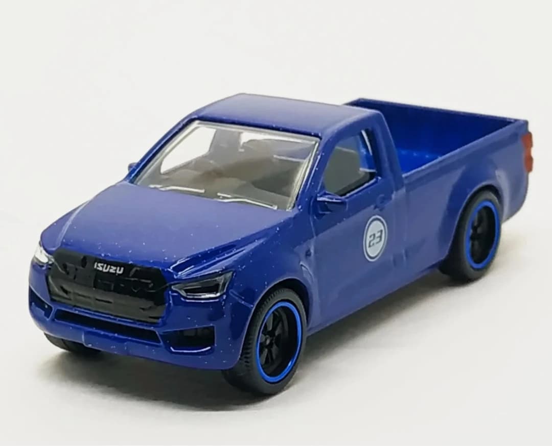 Isuzu D-MAX null: Image 1