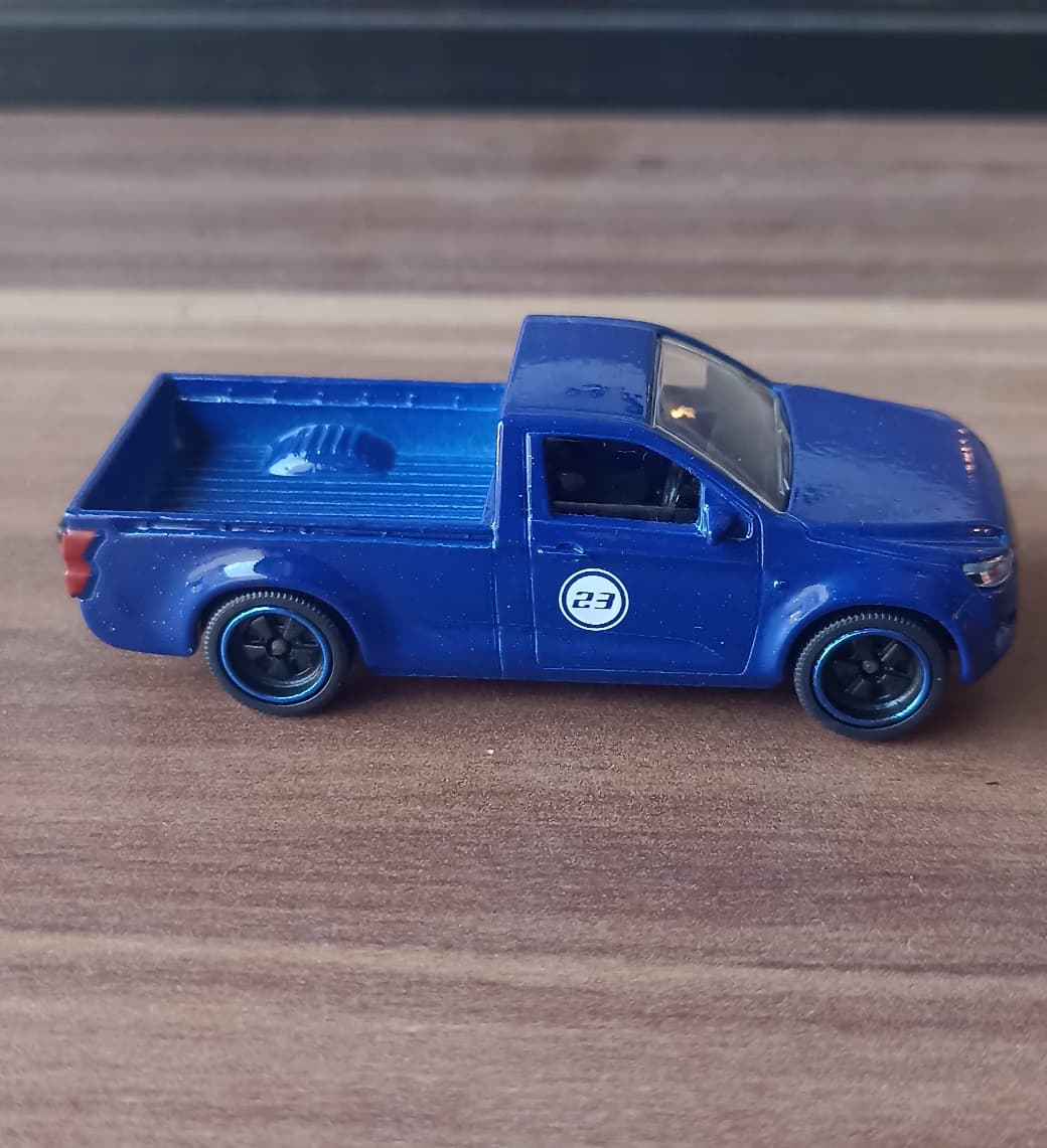 Isuzu D-Max null: Image 1
