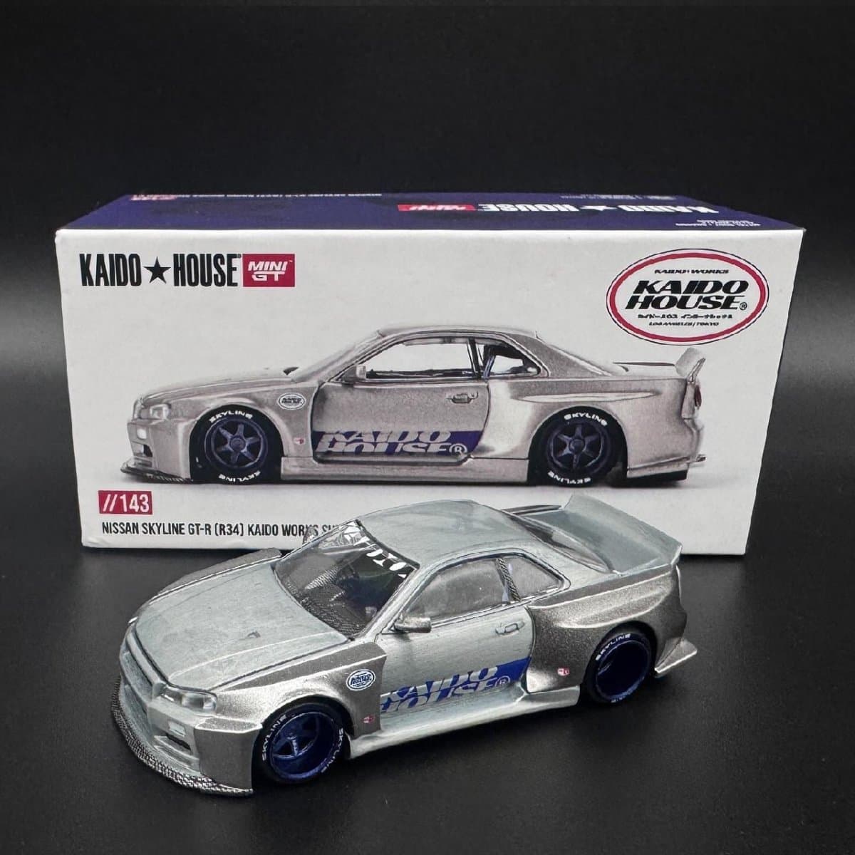 Nissan Skyline GT-R (R34) Kaido Works Shinjuku V1 Box: Image 1