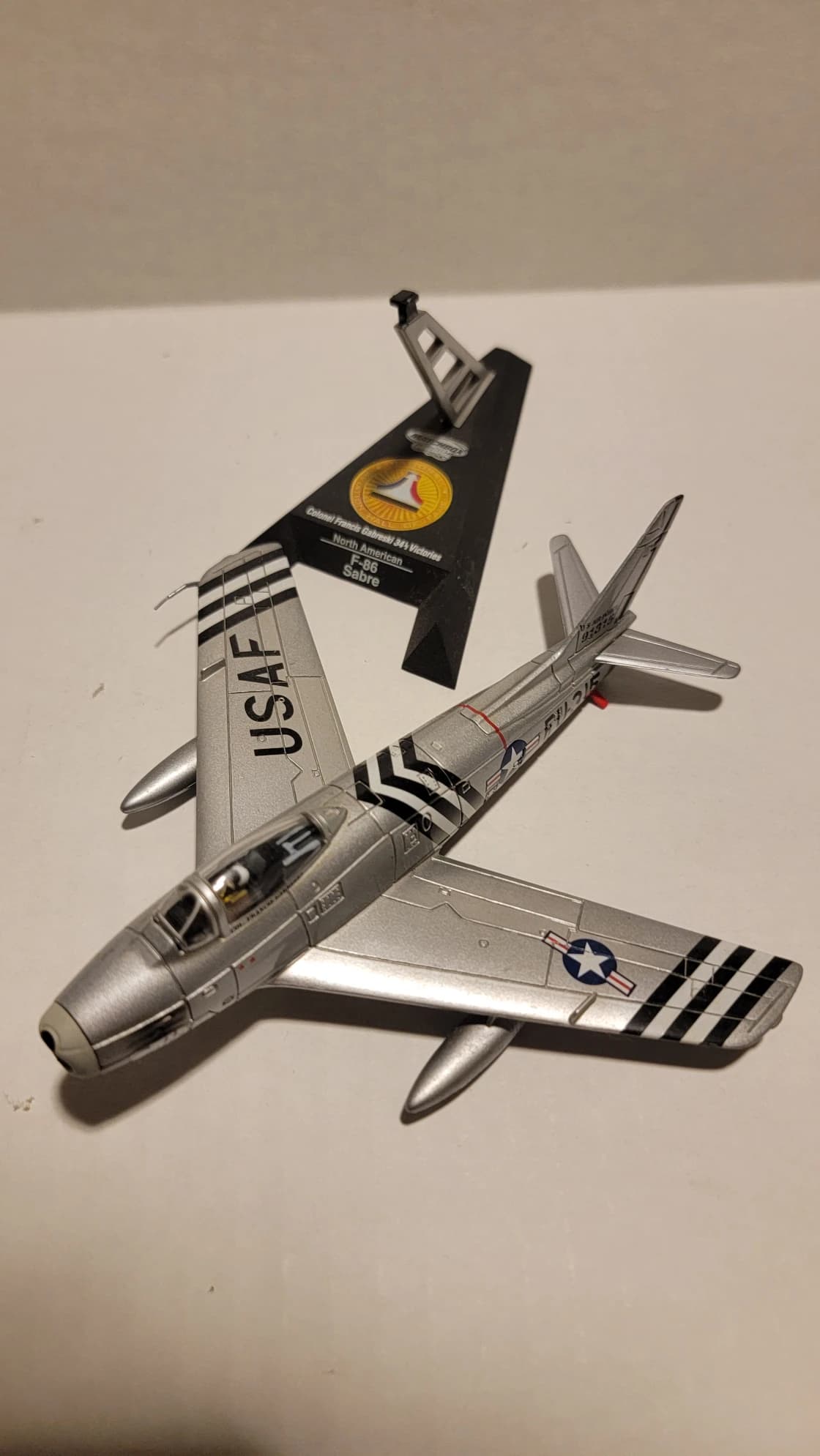 North American F-86 Sabre null: Image 1