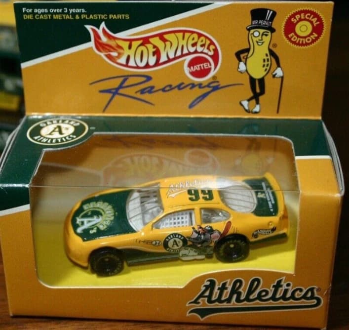 Oakland Athletics null: Image 1