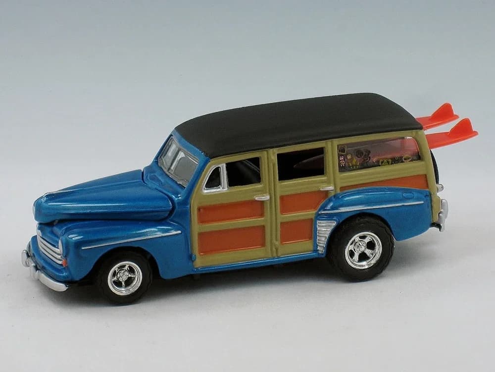 48 Ford Woodie null: Image 1