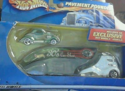 30's Car Show Hauler