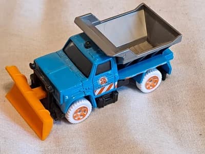 Highway Maintenance Truck With Plow