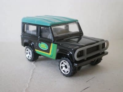 Land Rover Defender 90