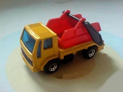 Ford Cargo Skip Truck
