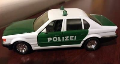 BMW 750i Polizei