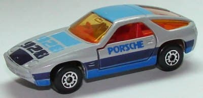 Porsche 928