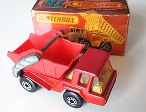 Skip Truck