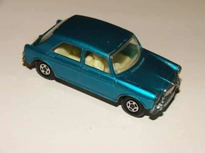MG 1100