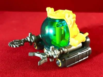 Deep-Dive Submarine