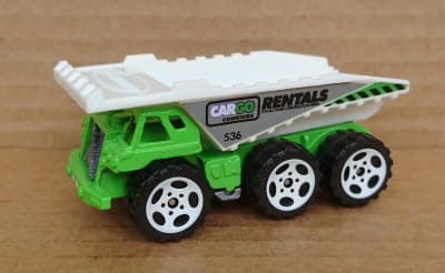 3-Axle Dump Truck
